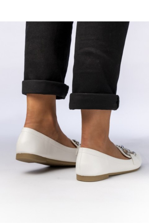 DAMSKIE MOKASYNY ELEA WHITE - Inello DAMSKIE MOKASYNY ELEA WHITE - Inello