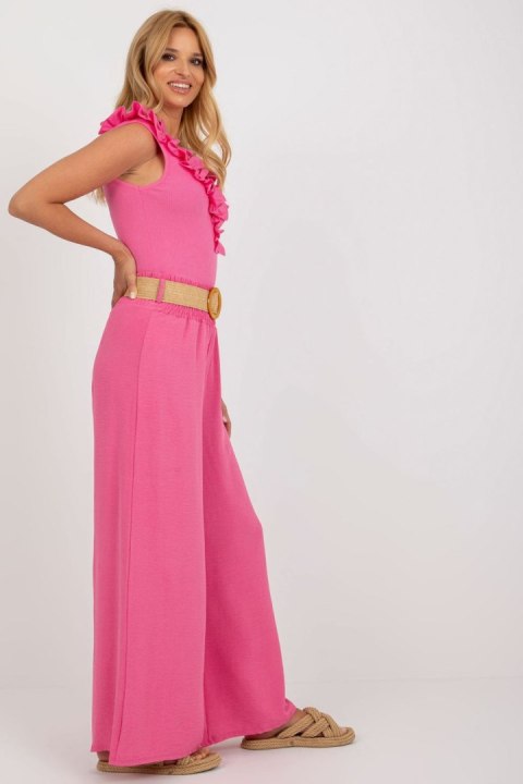 Spodnie Damskie Model DHJ-SP-8387.57 Pink - Italy Moda Spodnie Damskie Model DHJ-SP-8387.57 Pink - Italy Moda