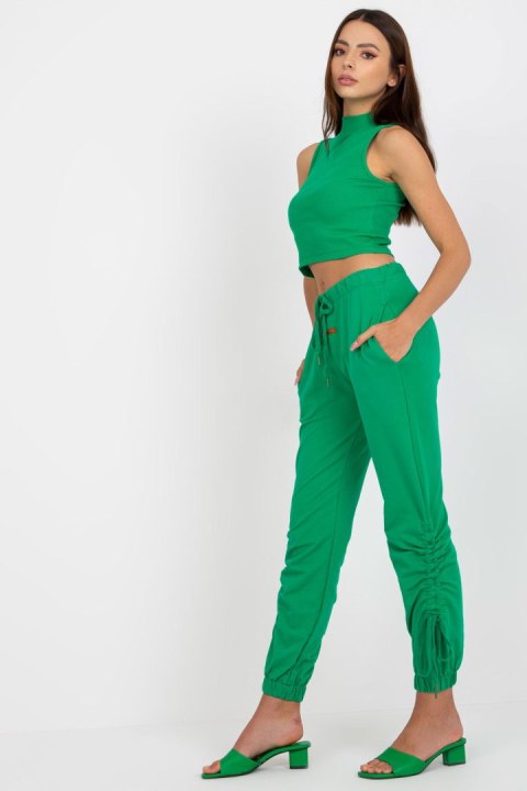 Spodnie Dresowe Model RV-DR-7943.19 Green - Relevance Spodnie Dresowe Model RV-DR-7943.19 Green - Relevance