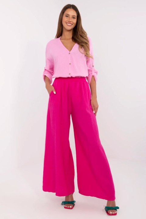 Spodnie Damskie Model MI-SP-2563.84 Fuksja - Italy Moda Spodnie Damskie Model MI-SP-2563.84 Fuksja - Italy Moda