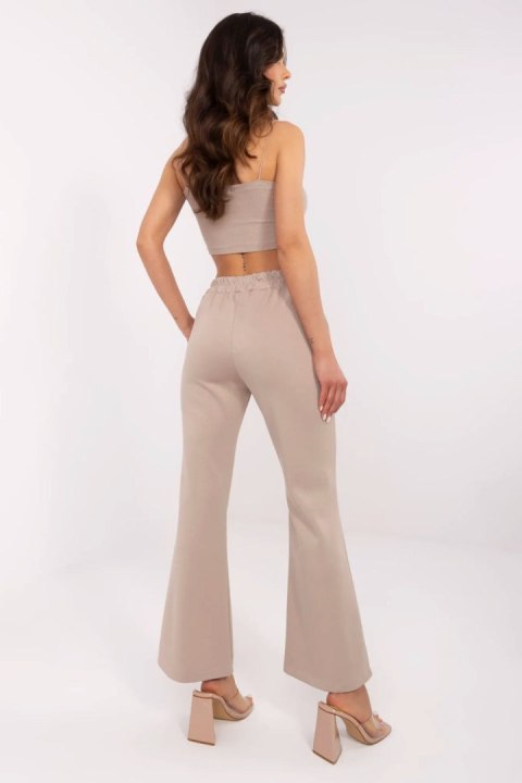 Spodnie Dresowe Model DHJ-SP-20518.12 Beige - Italy Moda Spodnie Dresowe Model DHJ-SP-20518.12 Beige - Italy Moda