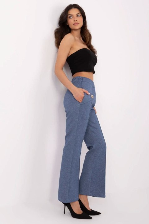 Spodnie Dresowe Model DHJ-SP-20518.12 Dark Blue - Italy Moda Spodnie Dresowe Model DHJ-SP-20518.12 Dark Blue - Italy Moda