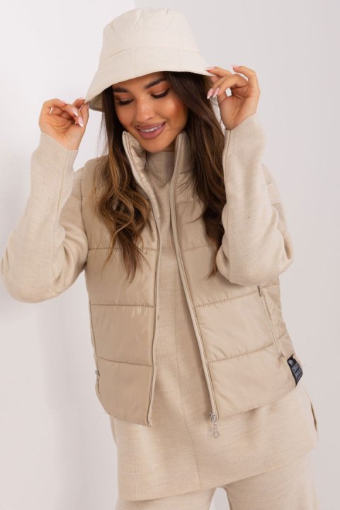 Czapka Model NM-CZ-4011.30 Light Beige - NM Czapka Model NM-CZ-4011.30 Light Beige - NM