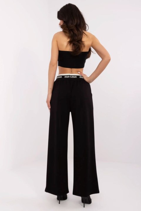 Spodnie Dresowe Model MI-SP-617961.89 Black - Italy Moda Spodnie Dresowe Model MI-SP-617961.89 Black - Italy Moda
