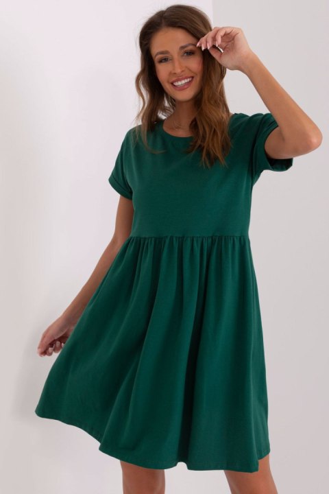 Sukienka Model RV-SK-5672.03P Dark Green - Rue Paris Sukienka Model RV-SK-5672.03P Dark Green - Rue Paris