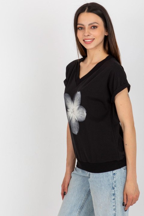 Bluzka Model RV-BZ-8956.19P Black - Rue Paris Bluzka Model RV-BZ-8956.19P Black - Rue Paris
