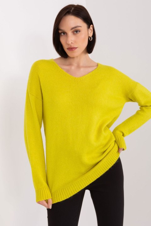 Sweter Damski Model TO-SW-1810.08P Limonka - Rue Paris Sweter Damski Model TO-SW-1810.08P Limonka - Rue Paris