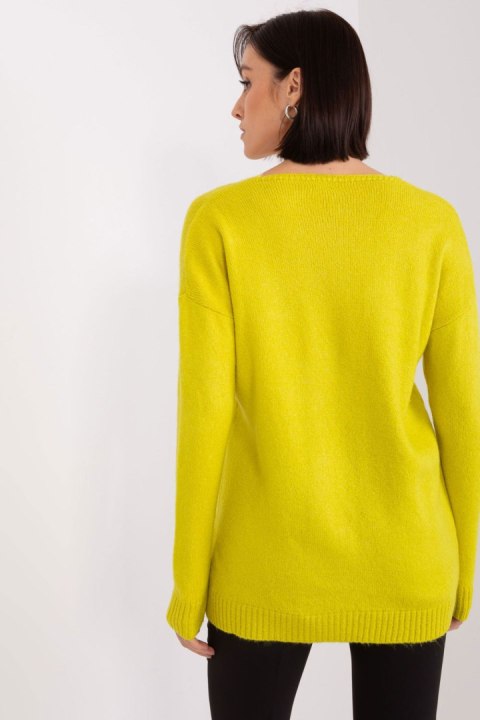 Sweter Damski Model TO-SW-1810.08P Limonka - Rue Paris Sweter Damski Model TO-SW-1810.08P Limonka - Rue Paris