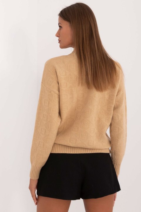 Sweter Damski Model AT-SW-2339.54 Light Camel - AT Sweter Damski Model AT-SW-2339.54 Light Camel - AT