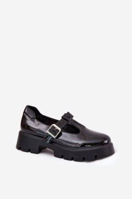 Półbuty Model Venda 1-7018 Black Lakier - Step in style