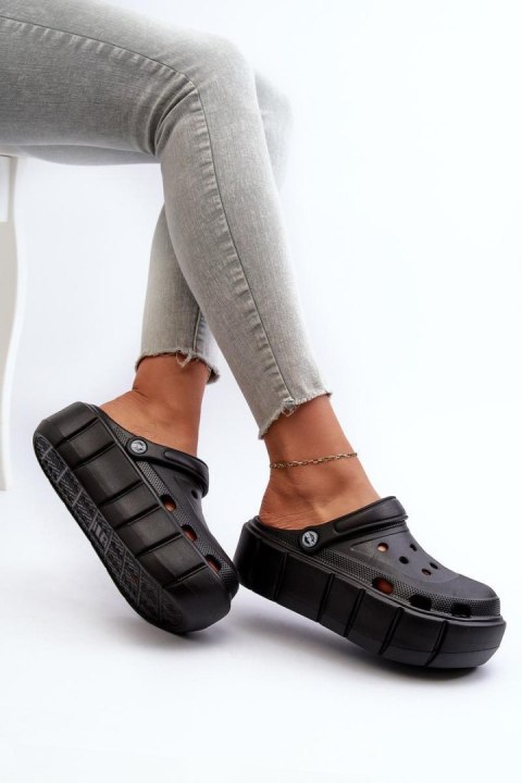 Sandał Klapki Model Itubia 24SD19-7561 Black - Step in style Sandał Klapki Model Itubia 24SD19-7561 Black - Step in style