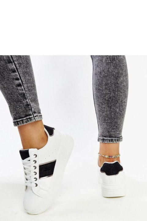 Biało-czarne sneakersy na grubszej podeszwie Finestra - Solea Biało-czarne sneakersy na grubszej podeszwie Finestra - Solea