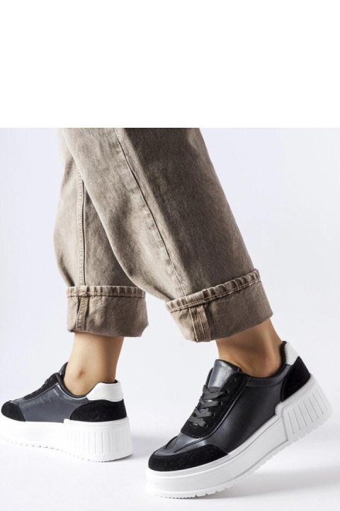 Czarne sneakersy na grubej platformie Seluci - Solea Czarne sneakersy na grubej platformie Seluci - Solea