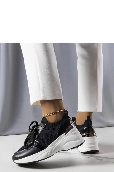 Czarne sneakersy na koturnie Ann - Solea Czarne sneakersy na koturnie Ann - Solea