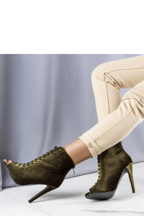 Zielone eleganckie szpilki z cholewką Amora - Solea Zielone eleganckie szpilki z cholewką Amora - Solea
