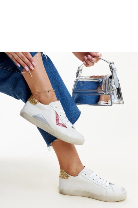 Białe sneakersy z efektem ,,znoszenia`` Gombola - Solea Białe sneakersy z efektem ,,znoszenia`` Gombola - Solea