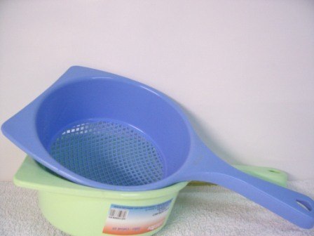 Sitko cedzak plastikowy z rączką nr.19 Sitko cedzak plastikowy z rączką nr.19