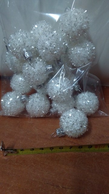 Bombki jeżyk 30mm srebrzyste 20szt. Bombki jeżyk 30mm srebrzyste 20szt.