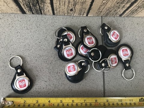 Brelok 10szt. skórka okrągła czarna POLSKA Brelok 10szt. skórka okrągła czarna POLSKA