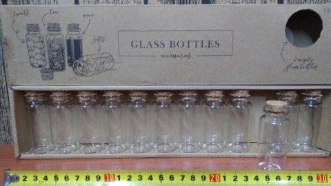 Buteleczki szklane 7,5cm z korkiem 12szt. | GB1 Buteleczki szklane 7,5cm z korkiem 12szt. | GB1