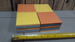 Karteczki 4szt. KOSTKA kolor 8,5x8,5x3,5cm