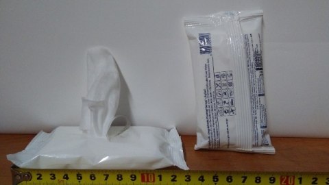 Chusteczki nawilżane 15szt. Chusteczki nawilżane 15szt.