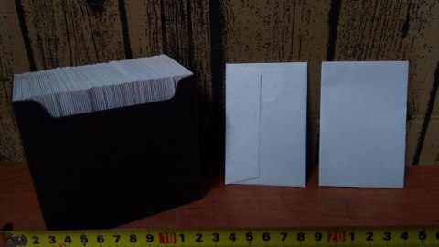 Koperty perłowe 9,5x6cm BIAŁA MINI 100szt. Koperty perłowe 9,5x6cm BIAŁA MINI 100szt.