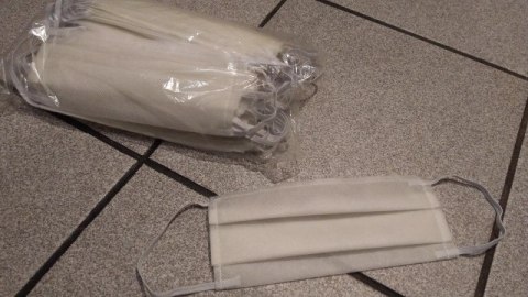 Maseczka fizelina medyczna 20szt. Maseczka fizelina medyczna 20szt.