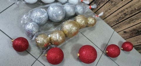 Girlanda 100cm BOMBKI KOLOR MIX 5szt. Girlanda 100cm BOMBKI KOLOR MIX 5szt.