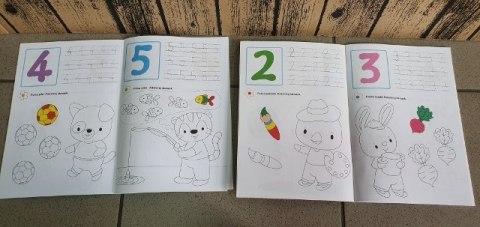 Książeczka CYFERKI MALUCHA Książeczka CYFERKI MALUCHA
