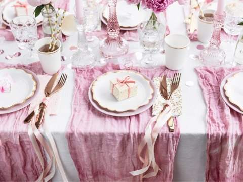 Talerzyki papierowe w kolorze białym ze złotymi brzegami 18,5 cm 6 szt. | TPP30-008 Talerzyki papierowe w kolorze białym ze złotymi brzegami 18,5 cm 6 szt. | TPP30-008