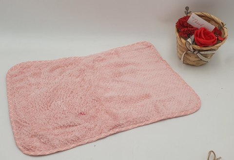 Miś z ręcznika frotte + kwiaty w koszyczku dla Wspaniałej Mamy Miś z ręcznika frotte + kwiaty w koszyczku dla Wspaniałej Mamy
