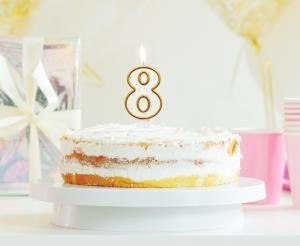 Świeczka B&C cyferka "8", złoty kontur PF-SCZK8 Świeczka B&C cyferka "8", złoty kontur PF-SCZK8