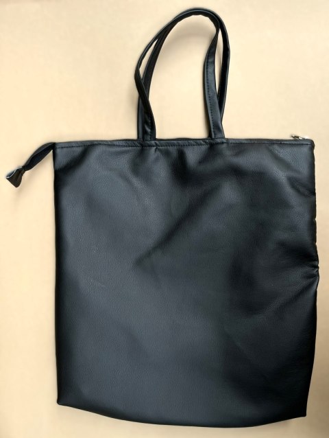 Torba czarna 14,5cm z zamkiem i kieszonką 3.4 Torba czarna 14,5cm z zamkiem i kieszonką 3.4