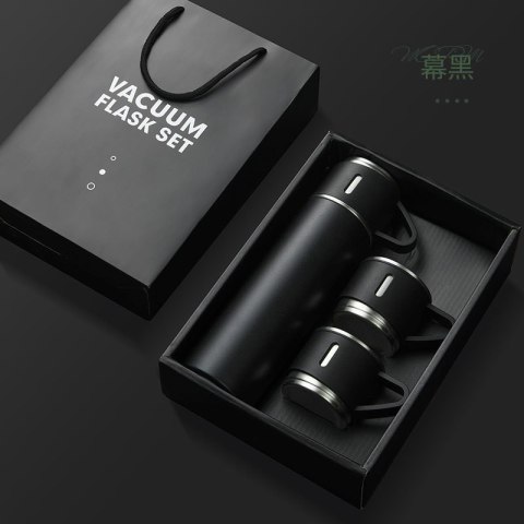 ZESTAW TERMOS Z 3 KUBKAMI zapakowany na prezent, 500Ml czarny BD24CZ ZESTAW TERMOS Z 3 KUBKAMI zapakowany na prezent, 500Ml czarny BD24CZ