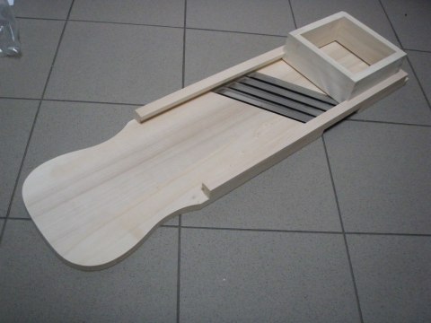 Szatkownica z szufladą 4N 95cm SZS95 Szatkownica z szufladą 4N 95cm SZS95