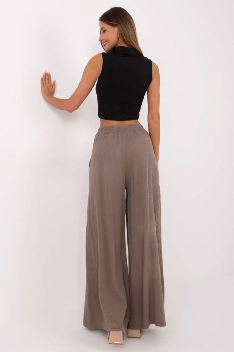 Spodnie Damskie Model MI-SP-2563.84 Brown - Italy Moda Spodnie Damskie Model MI-SP-2563.84 Brown - Italy Moda
