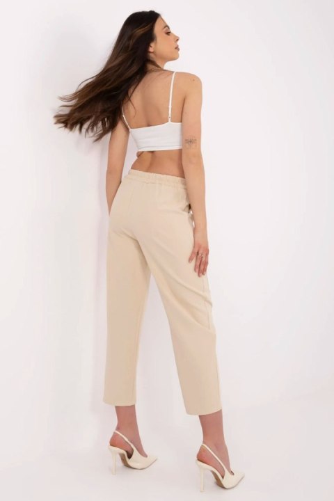 Spodnie Damskie Model TW-SP-BI-2171.68 Beige - Och Bella Spodnie Damskie Model TW-SP-BI-2171.68 Beige - Och Bella