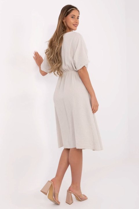 Sukienka Model MI-SK-121008.84 Beige - Italy Moda Sukienka Model MI-SK-121008.84 Beige - Italy Moda