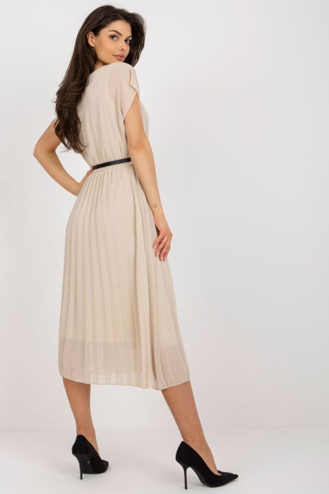 Sukienka Model DHJ-SK-8839-1.23X Beige - Italy Moda Sukienka Model DHJ-SK-8839-1.23X Beige - Italy Moda