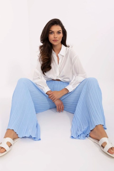 Spodnie Damskie Model MI-SP-A2432.71 Light Blue - Italy Moda Spodnie Damskie Model MI-SP-A2432.71 Light Blue - Italy Moda
