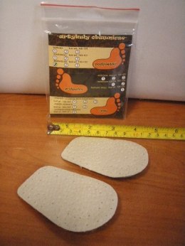 Podpiętki lateks/skóra 100-103