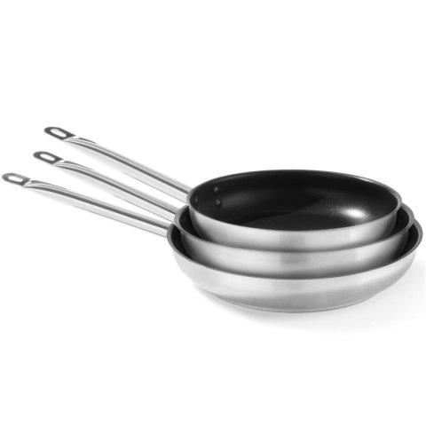 Patelnia nieprzywierająca Profi Line bez pokrywki 4.8 l śr. 320 mm - Hendi 835609 Patelnia nieprzywierająca Profi Line bez pokrywki 4.8 l śr. 320 mm - Hendi 835609
