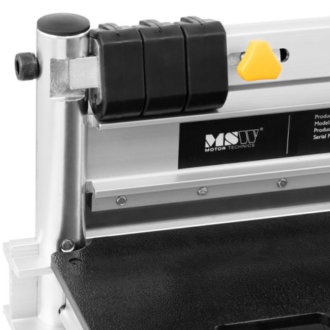 Gilotyna maszyna do cięcia paneli laminowanych pod kątem szer. 330 mm grubość 16 mm Gilotyna maszyna do cięcia paneli laminowanych pod kątem szer. 330 mm grubość 16 mm