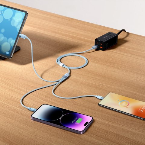 Kabel przewód do telefonu StarSpeed 3w1 USB - micro USB / iPhone Lightning / USB-C 1.2m - czarny Kabel przewód do telefonu StarSpeed 3w1 USB - micro USB / iPhone Lightning / USB-C 1.2m - czarny
