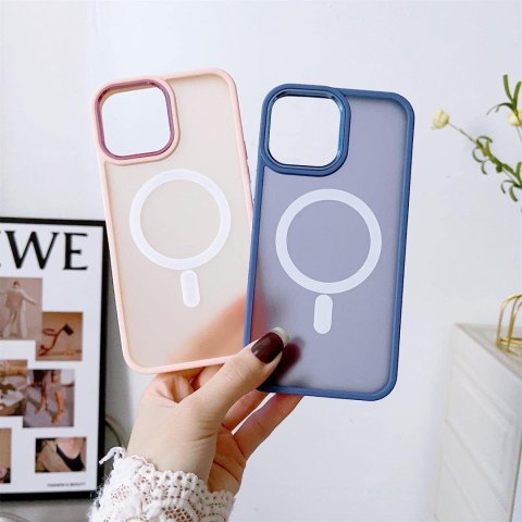 Magnetyczne etui z MagSafe do iPhone 15 Pro Max otworki pod smycz czarne Magnetyczne etui z MagSafe do iPhone 15 Pro Max otworki pod smycz czarne
