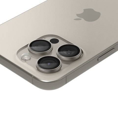 Osłona aparatu na iPhone 14 Pro / Pro Max / 15 Pro / Pro Max tytan naturalny - 2 szt. Osłona aparatu na iPhone 14 Pro / Pro Max / 15 Pro / Pro Max tytan naturalny - 2 szt.