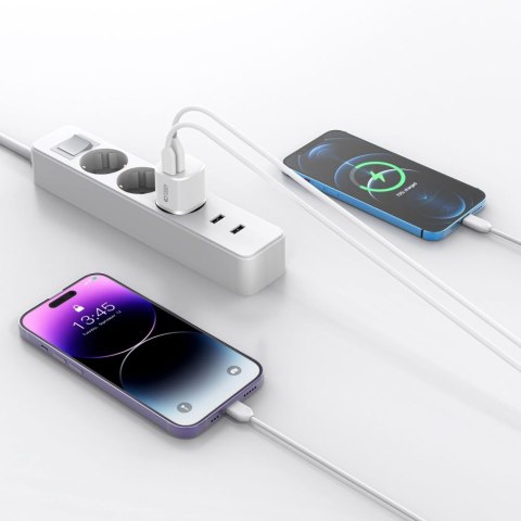 Ładowarka sieciowa C20W mini USB-C PD 20W / USB-A QC 3.0 - biała Ładowarka sieciowa C20W mini USB-C PD 20W / USB-A QC 3.0 - biała
