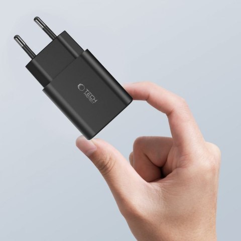Ładowarka sieciowa USB-C PD / USB-A QC 30W - biała Ładowarka sieciowa USB-C PD / USB-A QC 30W - biała