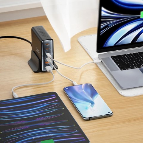 Stacja ładująca do urządzeń 4x USB-C 2x USB-A 80W Stacja ładująca do urządzeń 4x USB-C 2x USB-A 80W